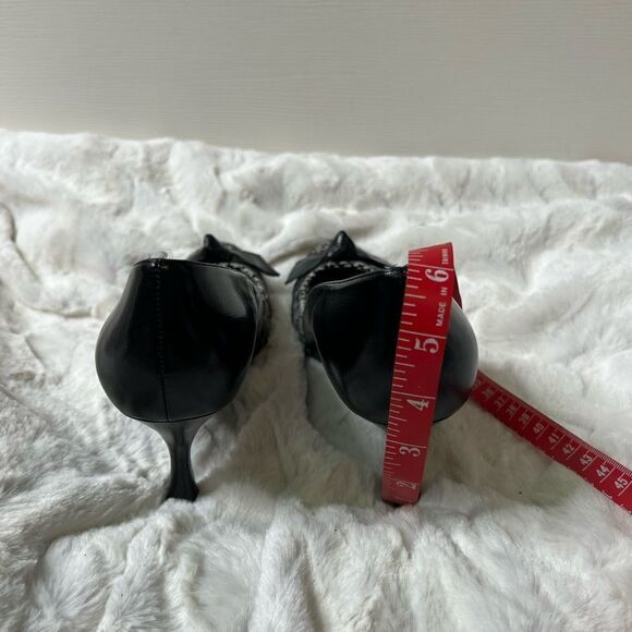 Apostrophe Heels  - Picture 6 of 10